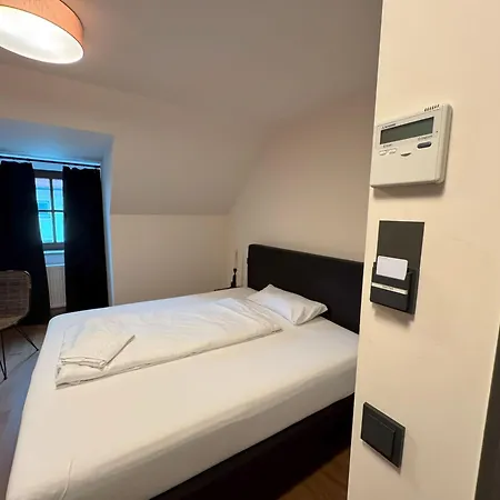 Hotelgasthof Kirchenwirt * Schierling