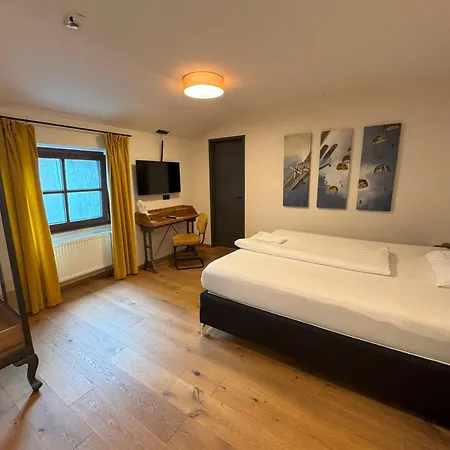 Hotelgasthof Kirchenwirt *