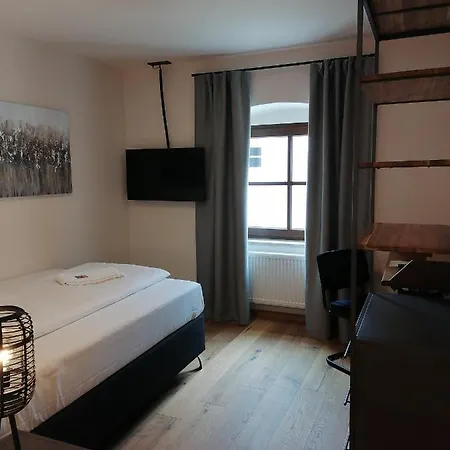 Hotel Hotelgasthof Kirchenwirt Schierling