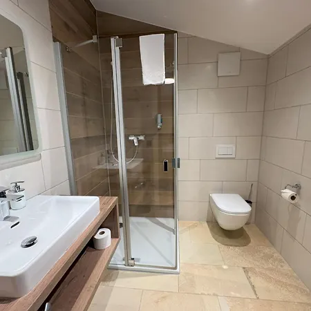 Hotel Hotelgasthof Kirchenwirt *