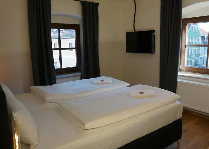 호텔 Hotelgasthof Kirchenwirt Schierling